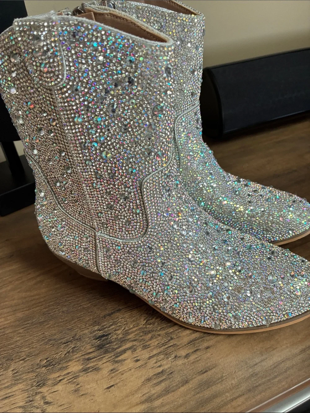 Sparkly Badgley Mischka cowgirl  Boot
